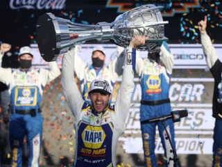 Rewind: Chase Elliott scores walk-off wins at Martinsville, Phoenix en route to 2020 NASCAR championship