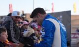 Larson earns back-to-back wins at Las Vegas